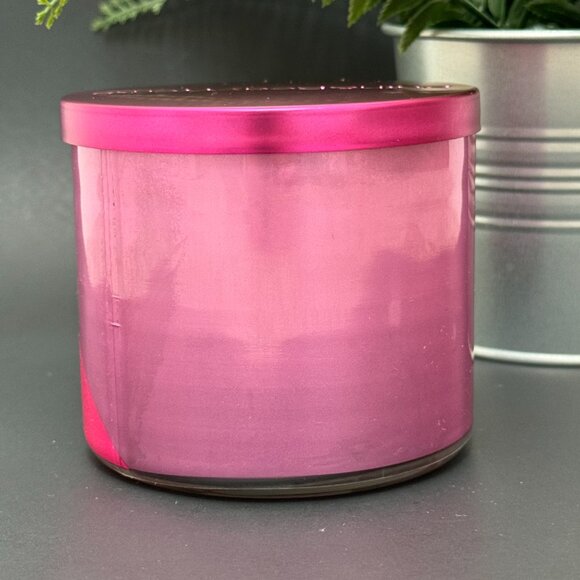 BBW Perfect in Pink Bath & Body Works 3 Wick Candle - Picture 2 of 10